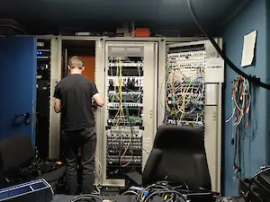 Ton-Kabine hinter dem FOH